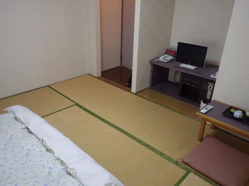 Uokagi Ryokan Наґоя Екстер'єр фото